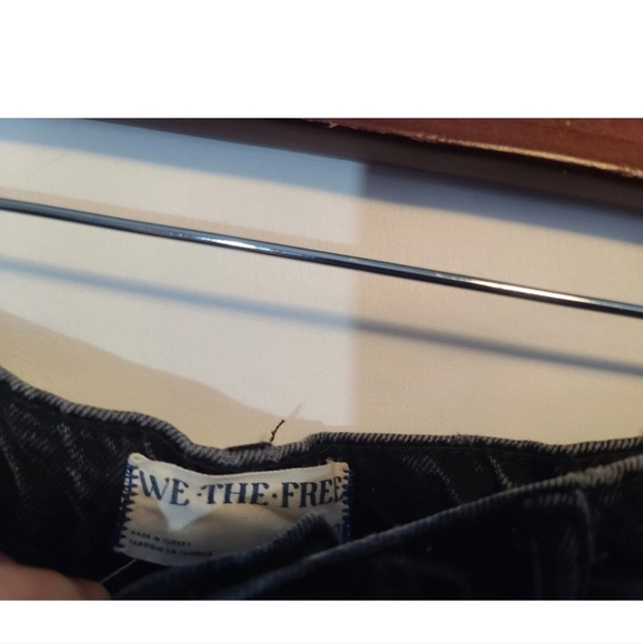 Free People We The Free Tapered Baggy Boyfriend Jeans 28 Frayed Hem High Rise - Picture 7 of 8